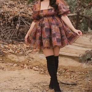 SELKIE Puff Dress